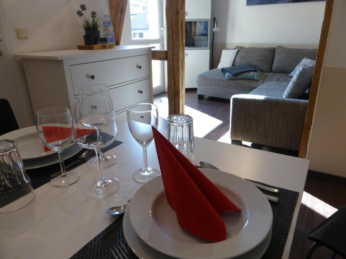 Ferienwohnung Friedrich Schiller, 2 Schlafzimmer, Balkon,Kostenloses Wifi, Naehe Zentrum, Jena Buitenkant foto