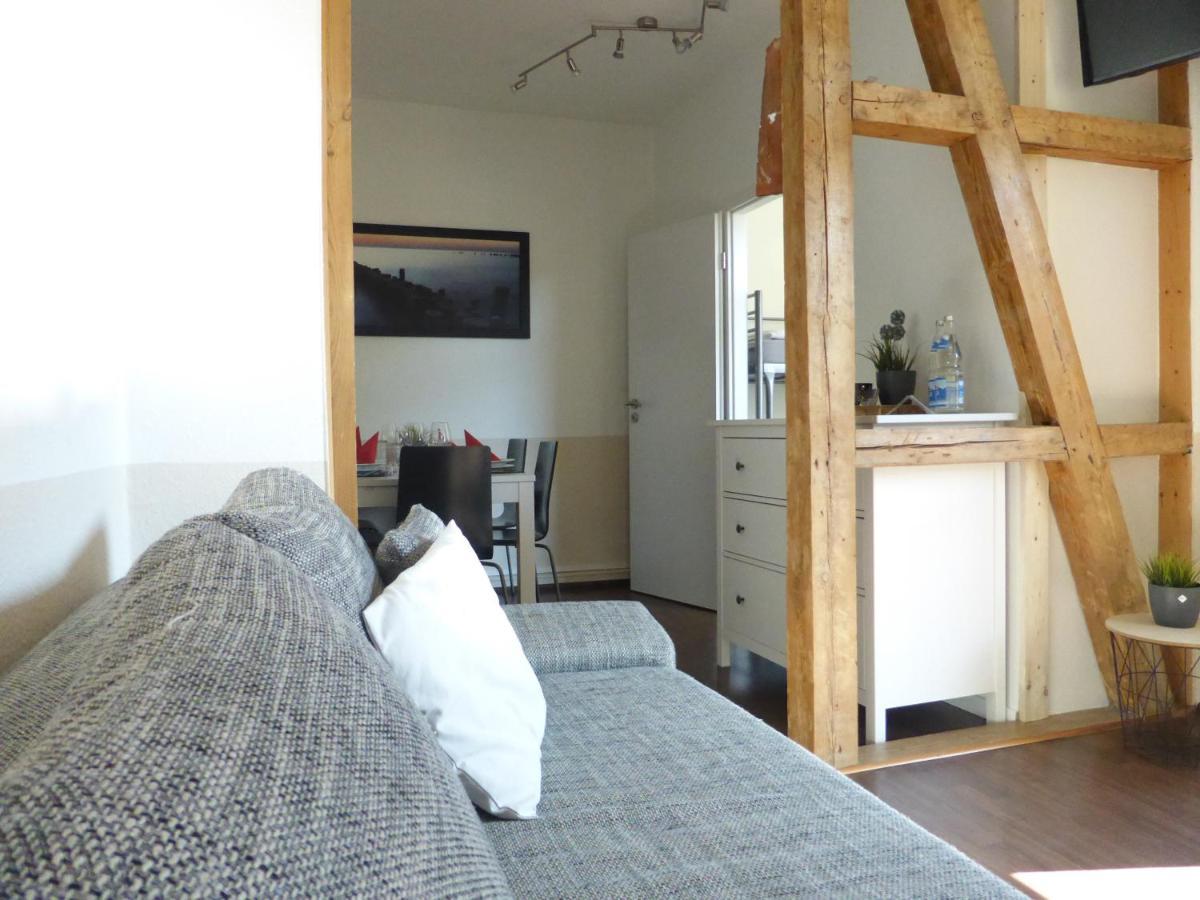 Ferienwohnung Friedrich Schiller, 2 Schlafzimmer, Balkon,Kostenloses Wifi, Naehe Zentrum, Jena Buitenkant foto