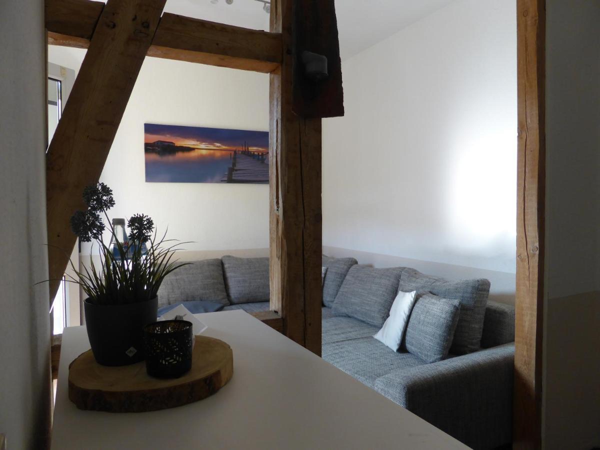 Ferienwohnung Friedrich Schiller, 2 Schlafzimmer, Balkon,Kostenloses Wifi, Naehe Zentrum, Jena Buitenkant foto