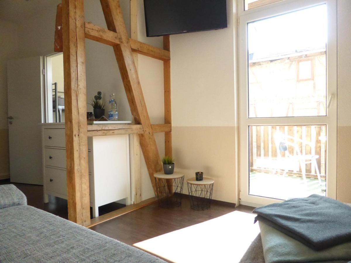 Ferienwohnung Friedrich Schiller, 2 Schlafzimmer, Balkon,Kostenloses Wifi, Naehe Zentrum, Jena Buitenkant foto