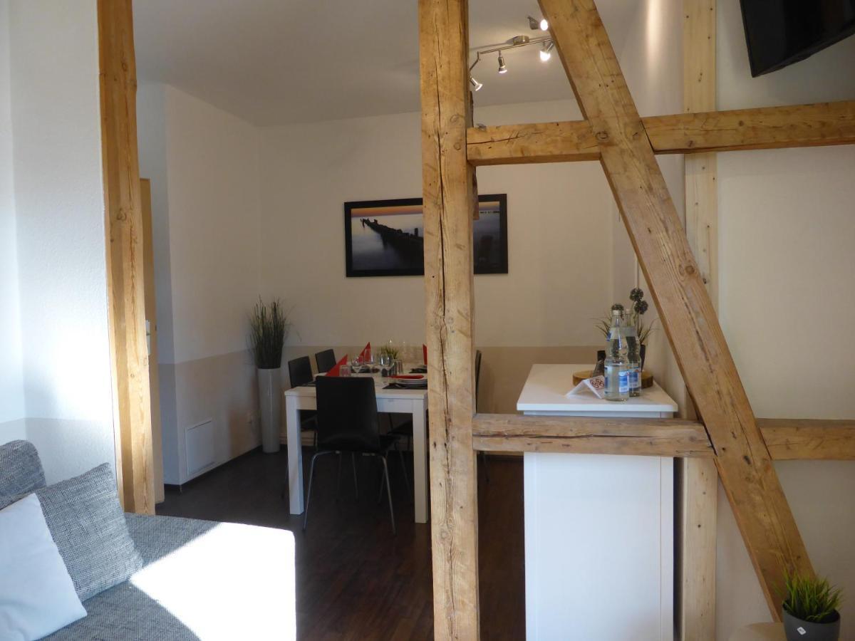 Ferienwohnung Friedrich Schiller, 2 Schlafzimmer, Balkon,Kostenloses Wifi, Naehe Zentrum, Jena Buitenkant foto