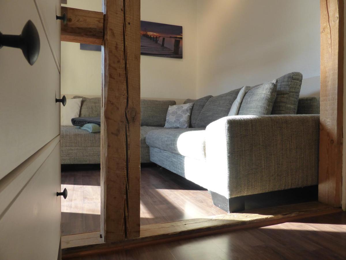 Ferienwohnung Friedrich Schiller, 2 Schlafzimmer, Balkon,Kostenloses Wifi, Naehe Zentrum, Jena Buitenkant foto